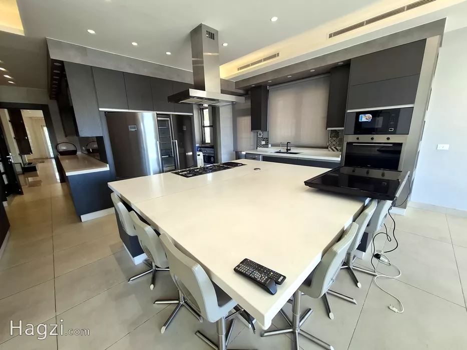 Image slider -  - main image