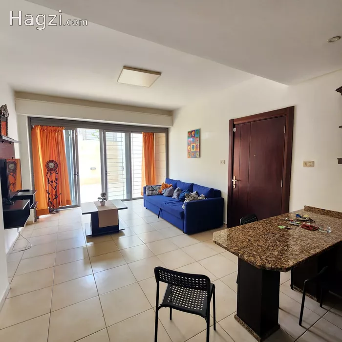 Image slider -  - main image