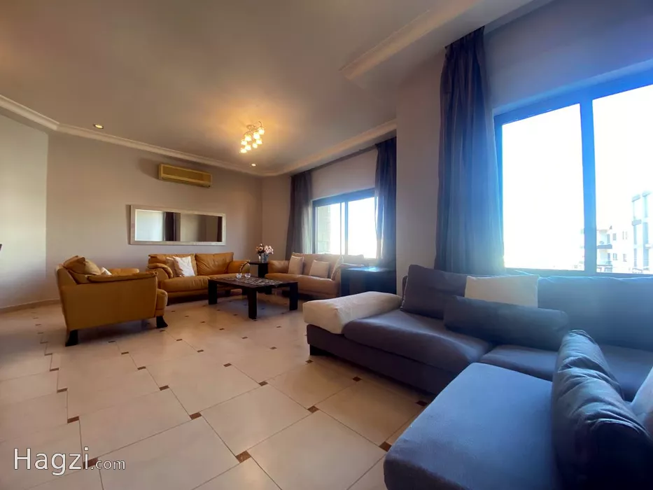 Image slider -  - main image