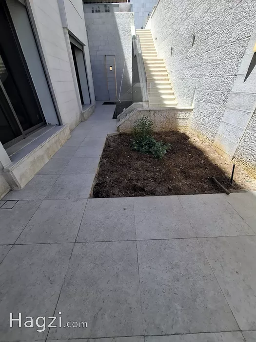 Image slider -  - main image