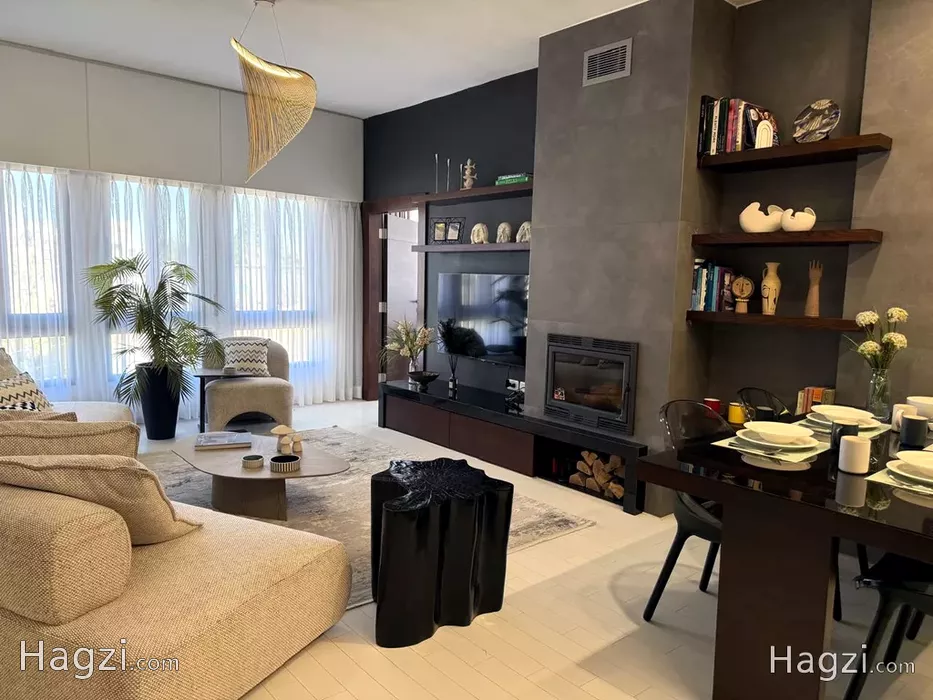 Image slider -  - main image