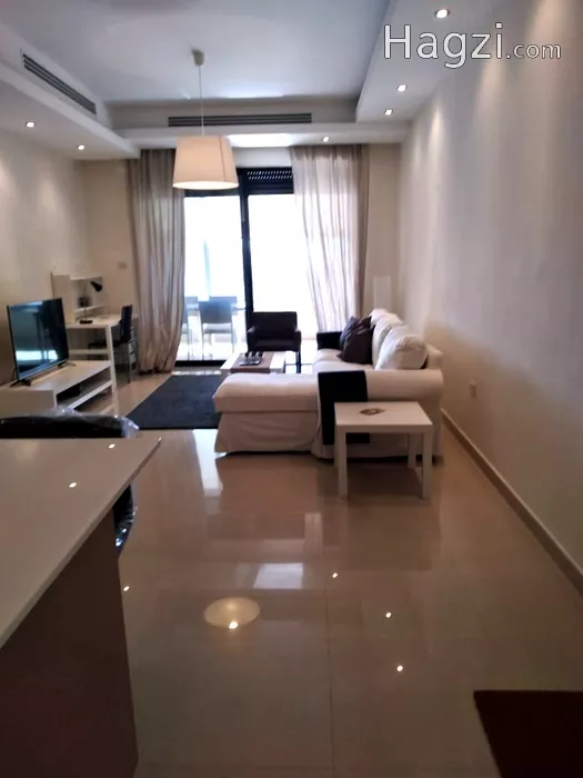 Image slider -  - main image