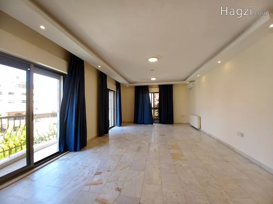 Image slider -  - main image