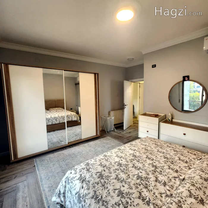 Image slider -  - main image