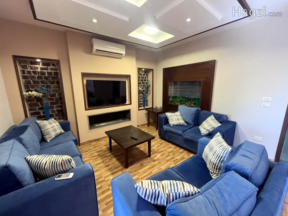 Image slider -  - main image