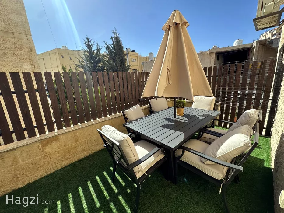 Image slider -  - main image