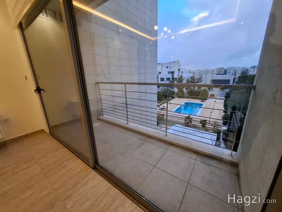 Image slider -  - main image