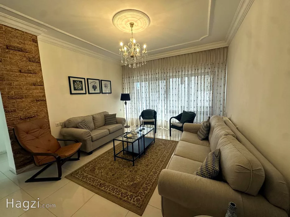 Image slider -  - main image