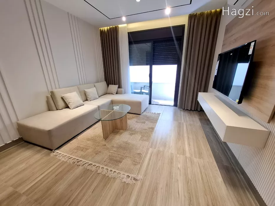 Image slider -  - main image