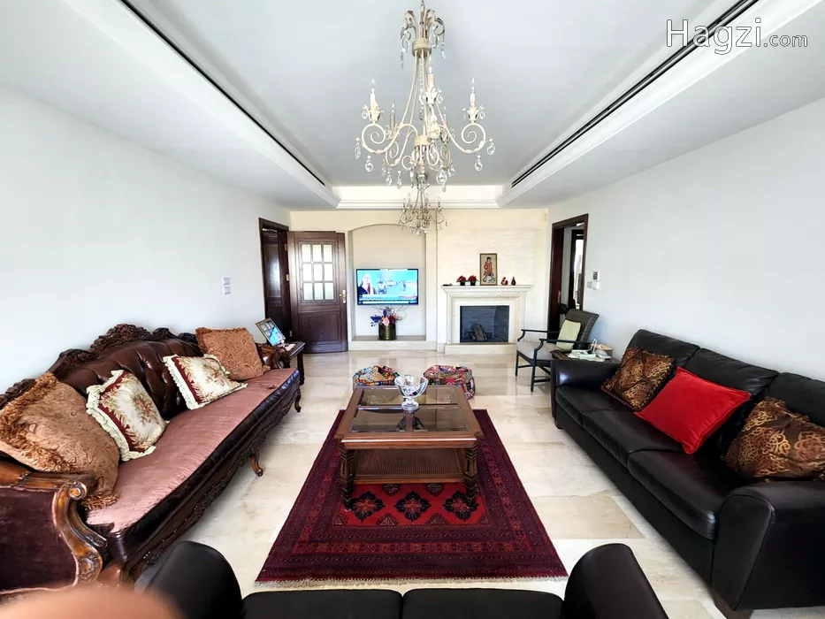 Image slider -  - main image