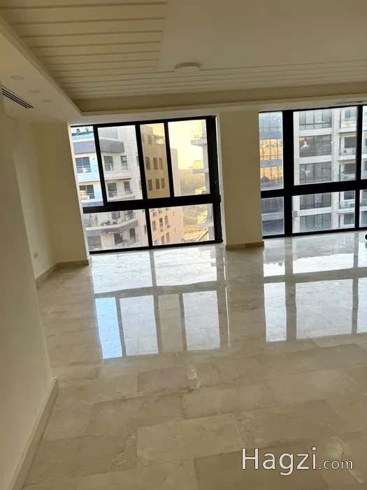 Image slider -  - main image