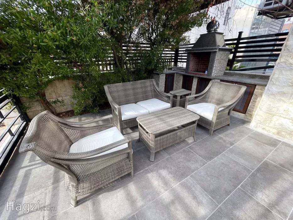 Image slider -  - main image