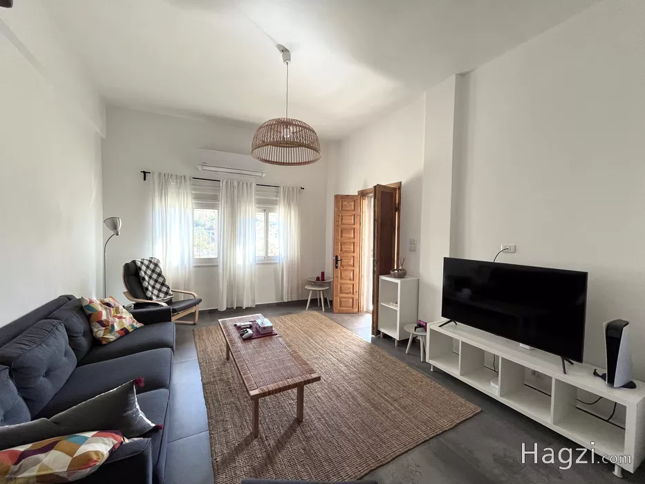 Image slider -  - main image