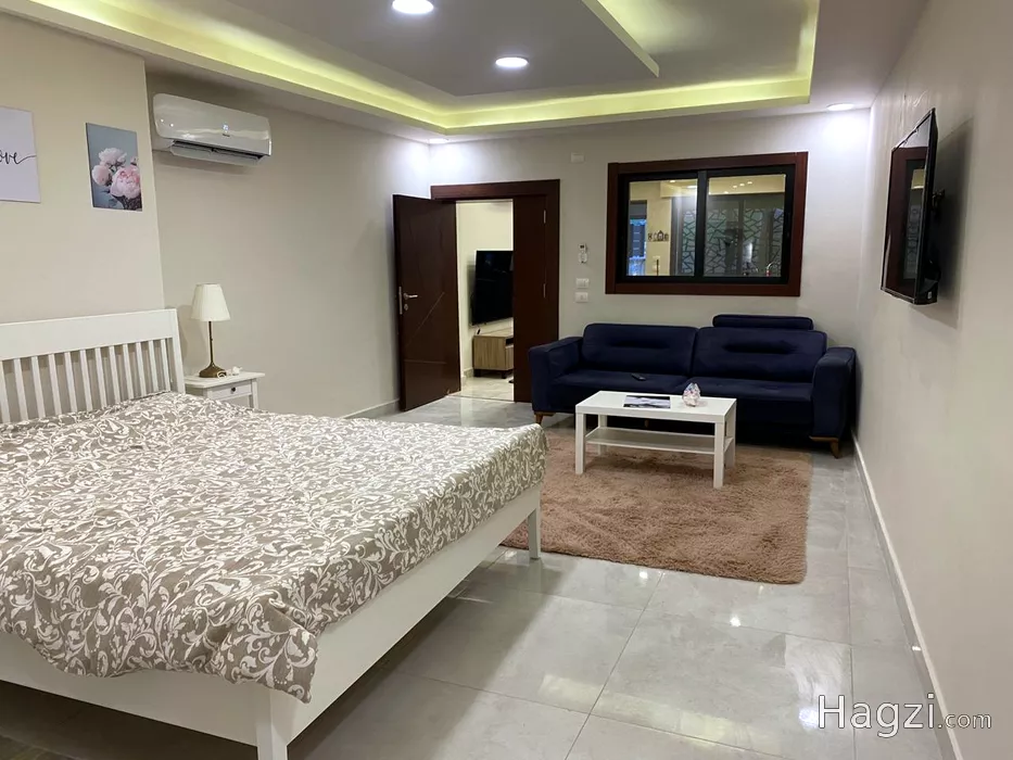 Image slider -  - main image