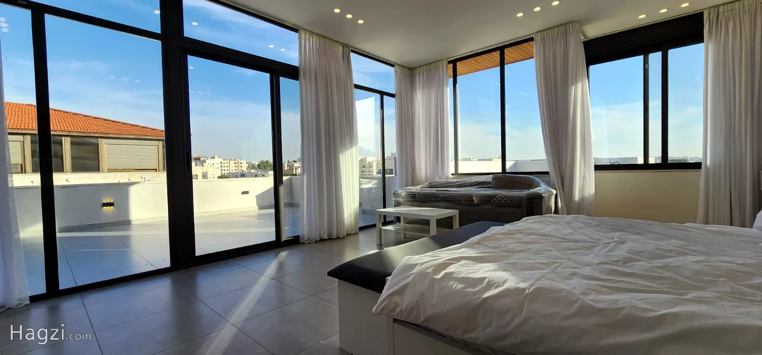 Image slider -  - main image