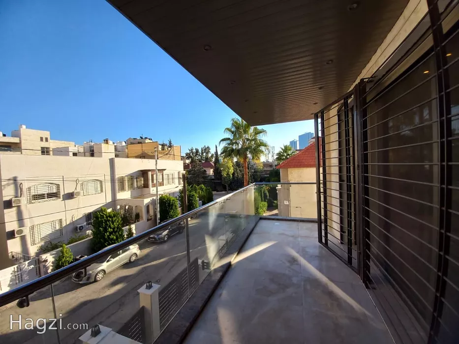 Image slider -  - main image