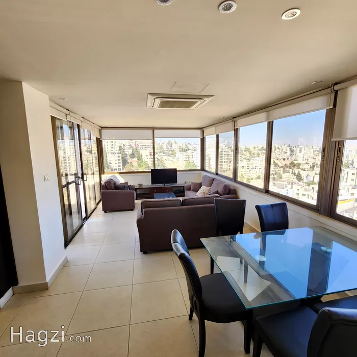 Image slider -  - main image