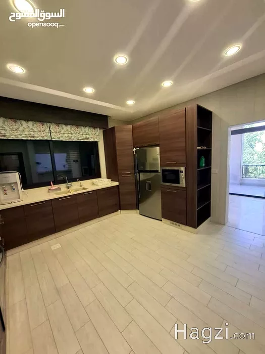 Image slider -  - main image