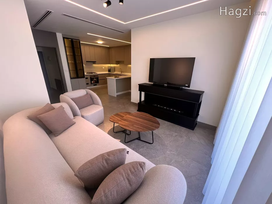 Image slider -  - main image