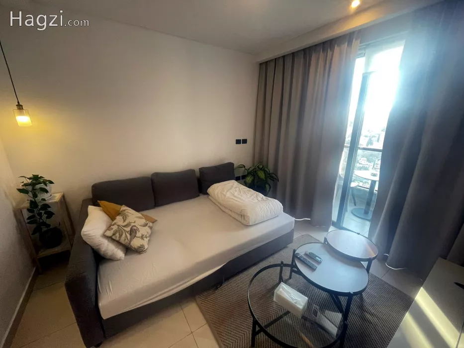 Image slider -  - main image