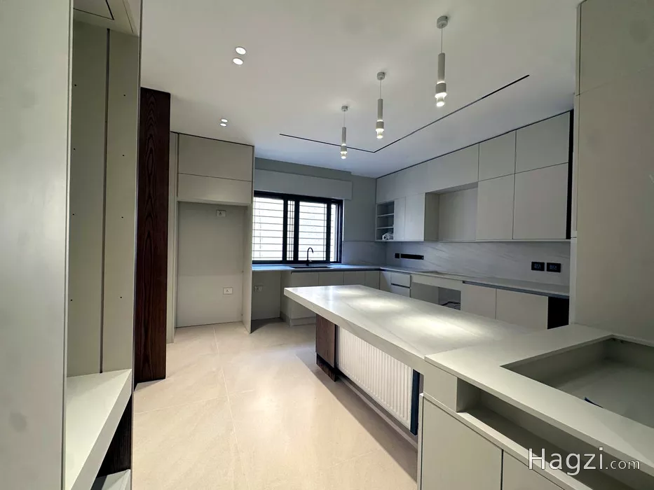 Image slider -  - main image