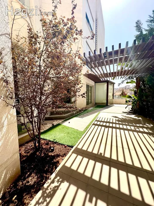 Image slider -  - main image