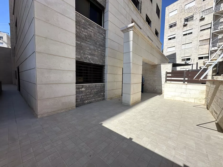 Image slider -  - main image