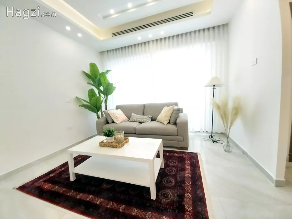 Image slider -  - main image