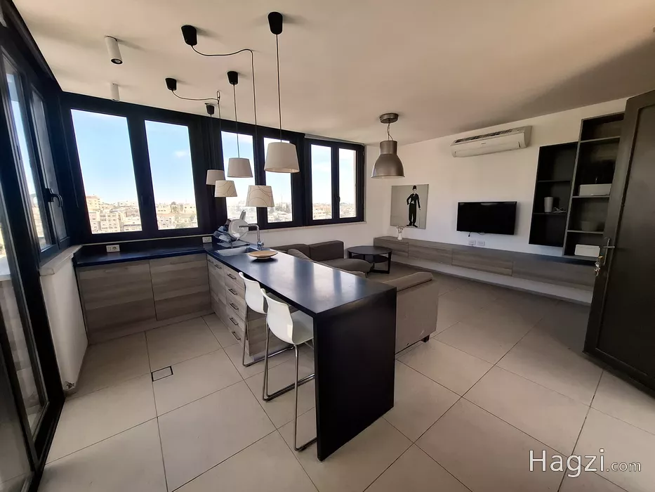 Image slider -  - main image