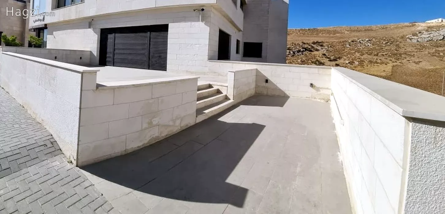 Image slider -  - main image