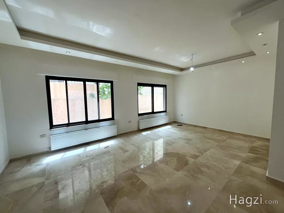 Image slider -  - main image