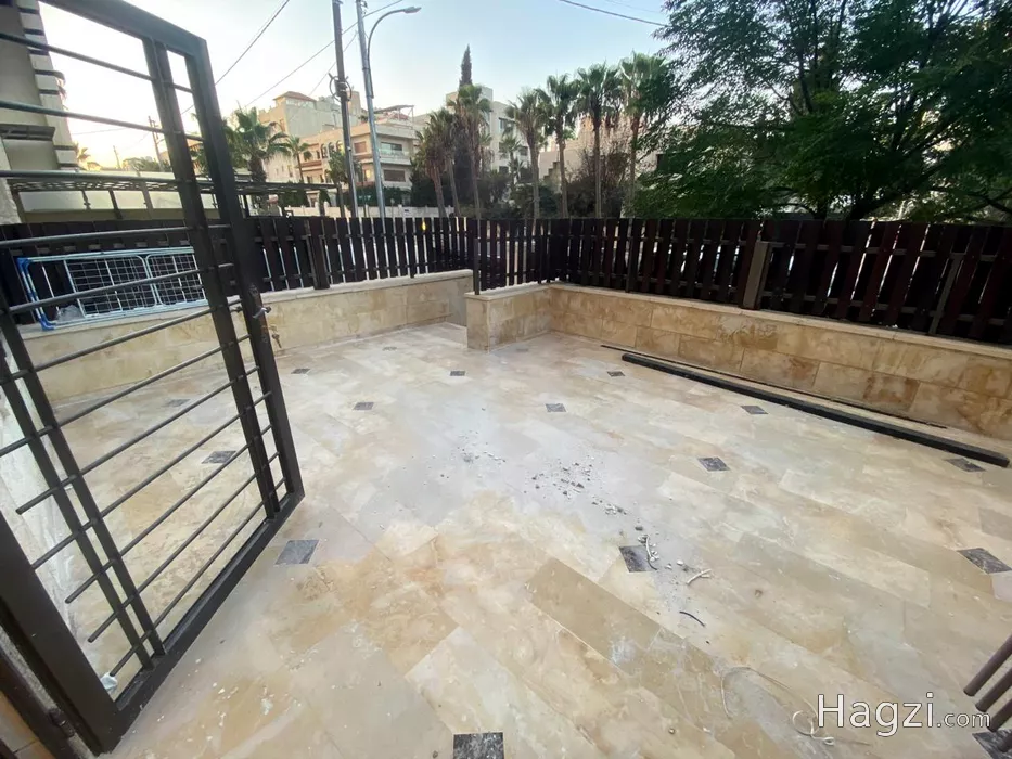 Image slider -  - main image