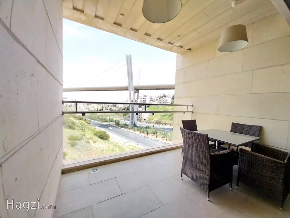 Image slider -  - main image