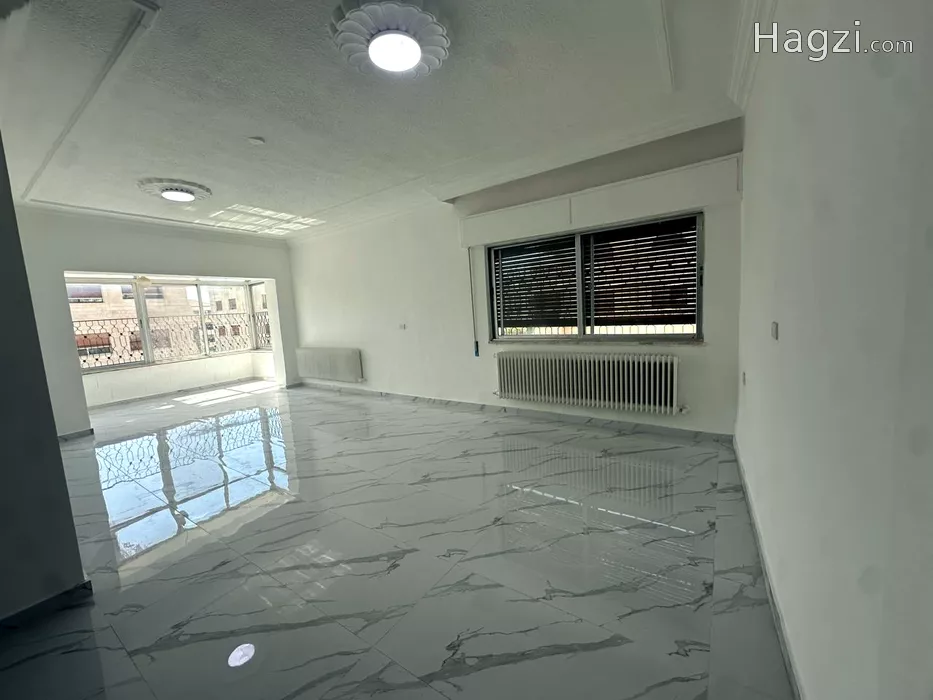 Image slider -  - main image