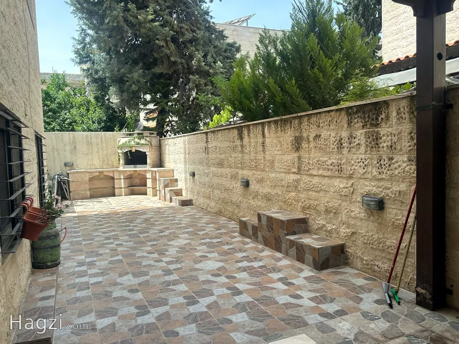 Image slider -  - main image