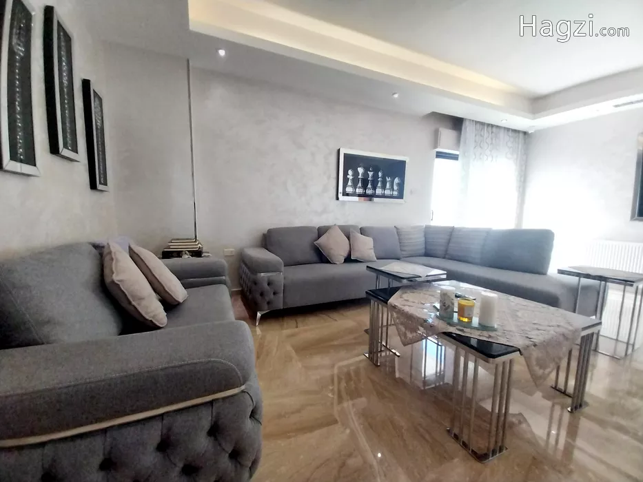 Image slider -  - main image