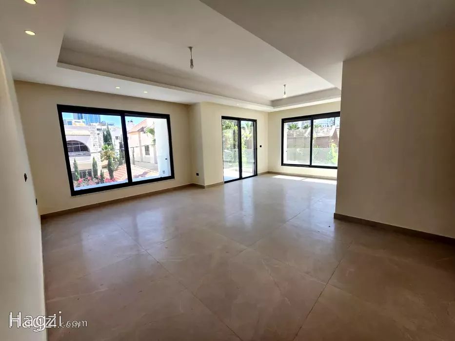 Image slider -  - main image