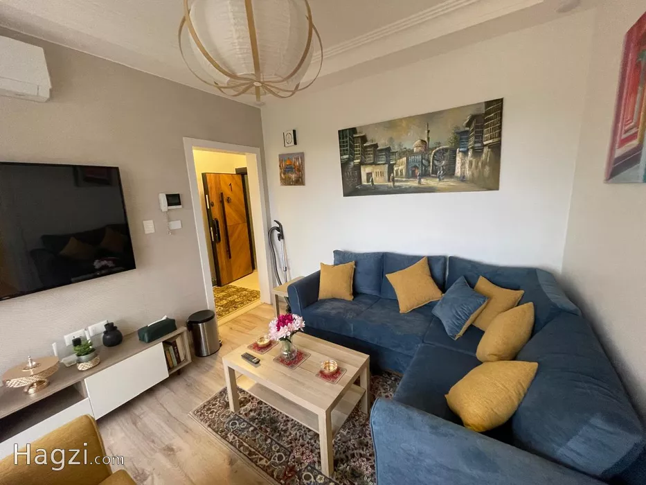 Image slider -  - main image