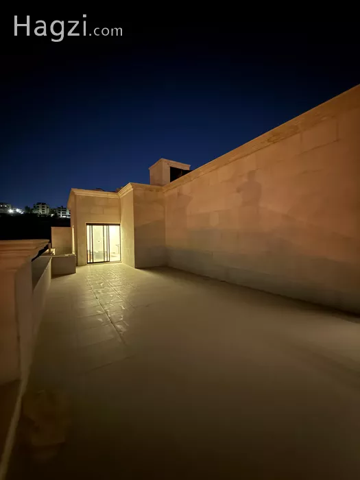 Image slider -  - main image