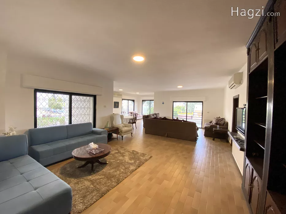 Image slider -  - main image