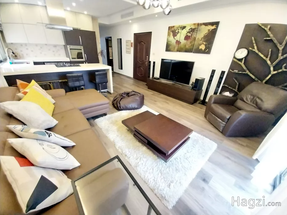 Image slider -  - main image