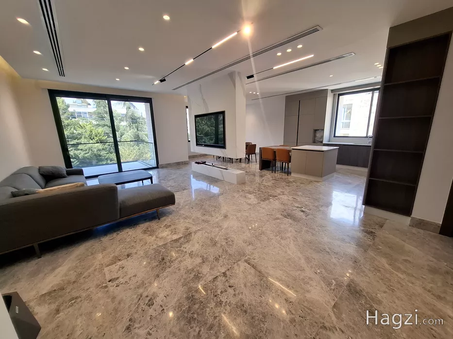 Image slider -  - main image