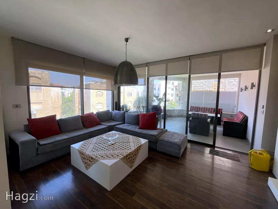 Image slider -  - main image