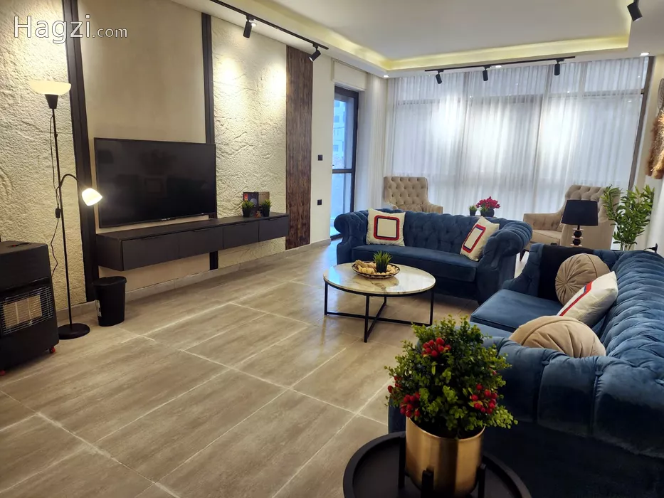 Image slider -  - main image