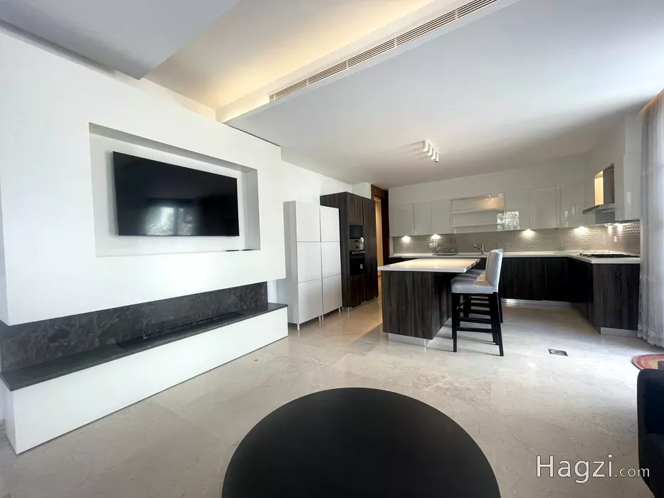 Image slider -  - main image