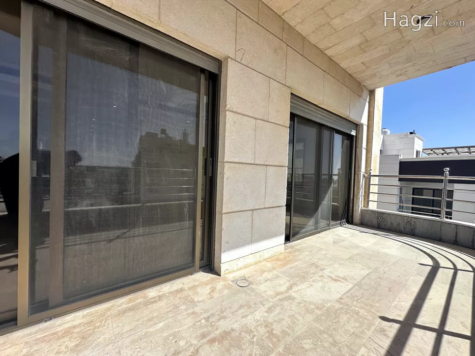 Image slider -  - main image