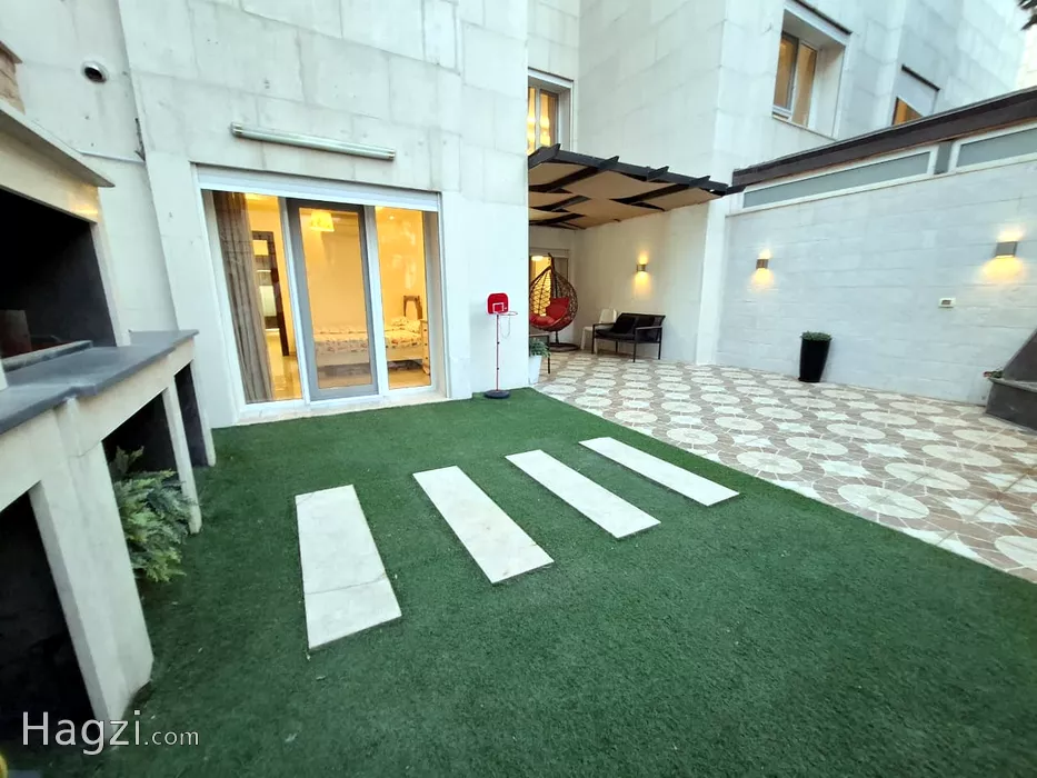 Image slider -  - main image