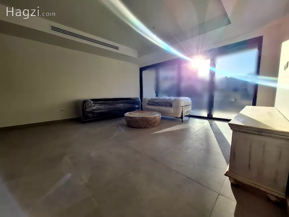 Image slider -  - main image