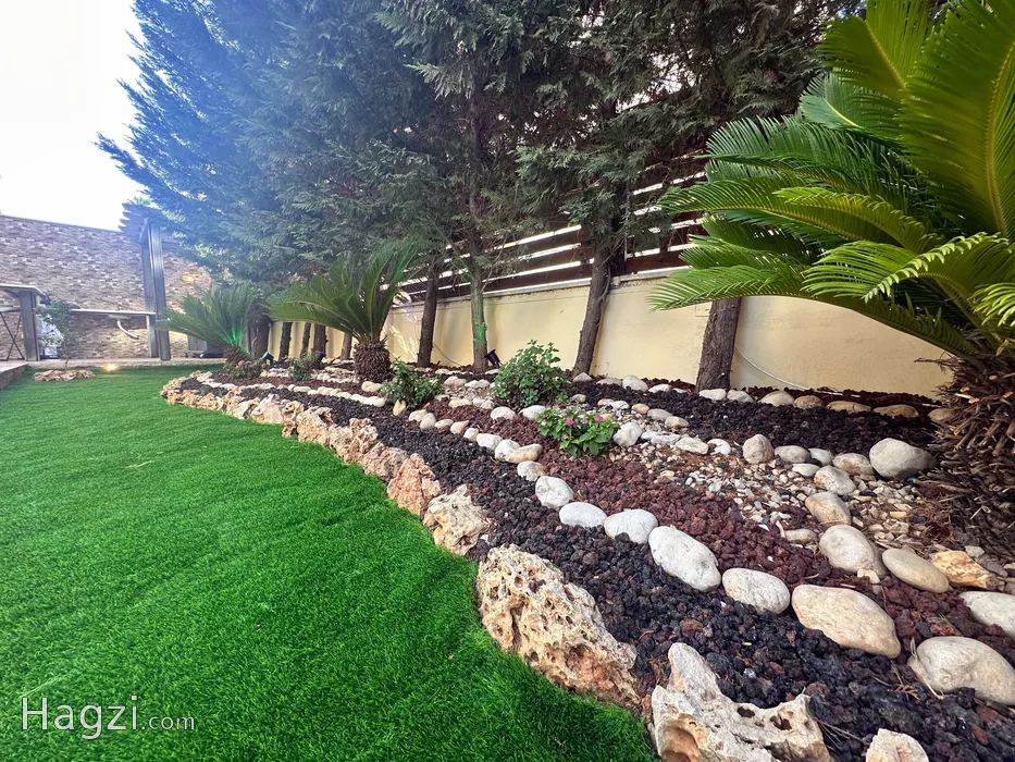 Image slider -  - main image