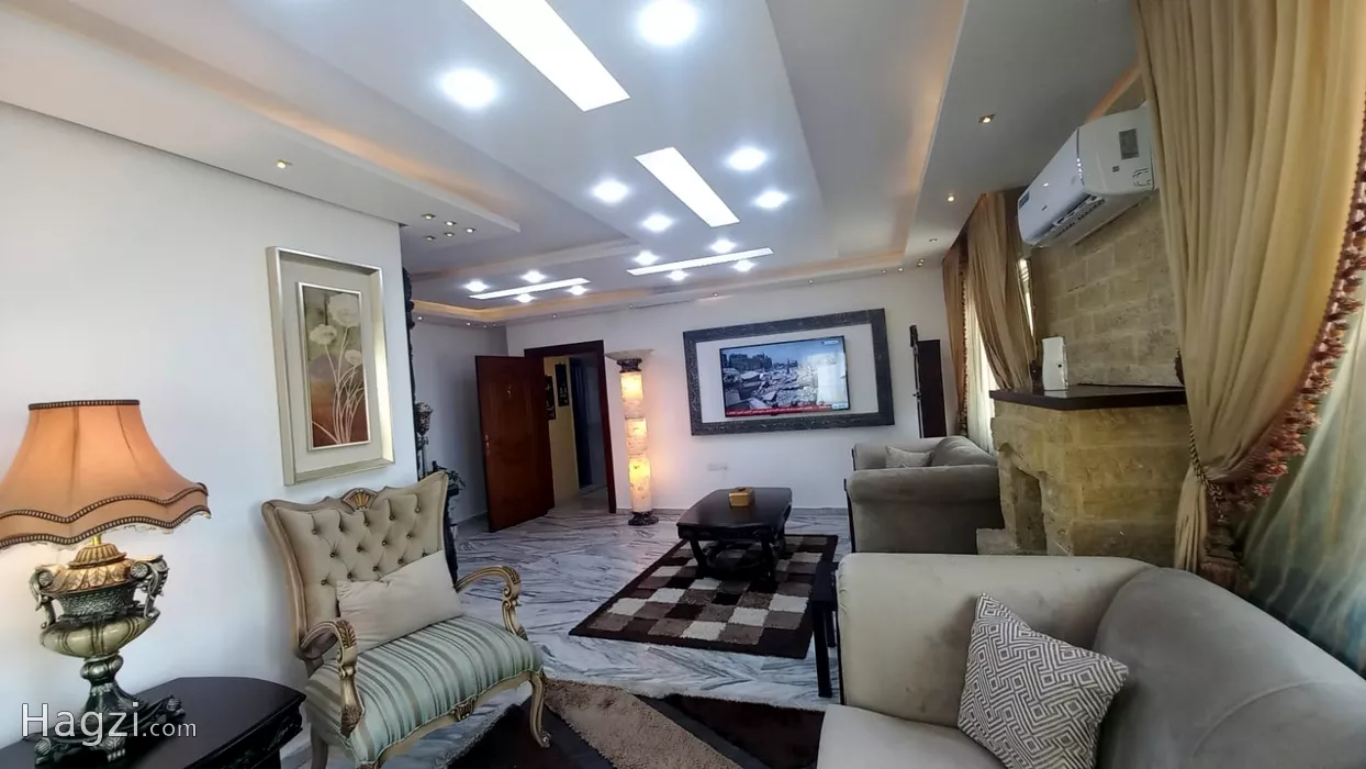 Image slider -  - main image